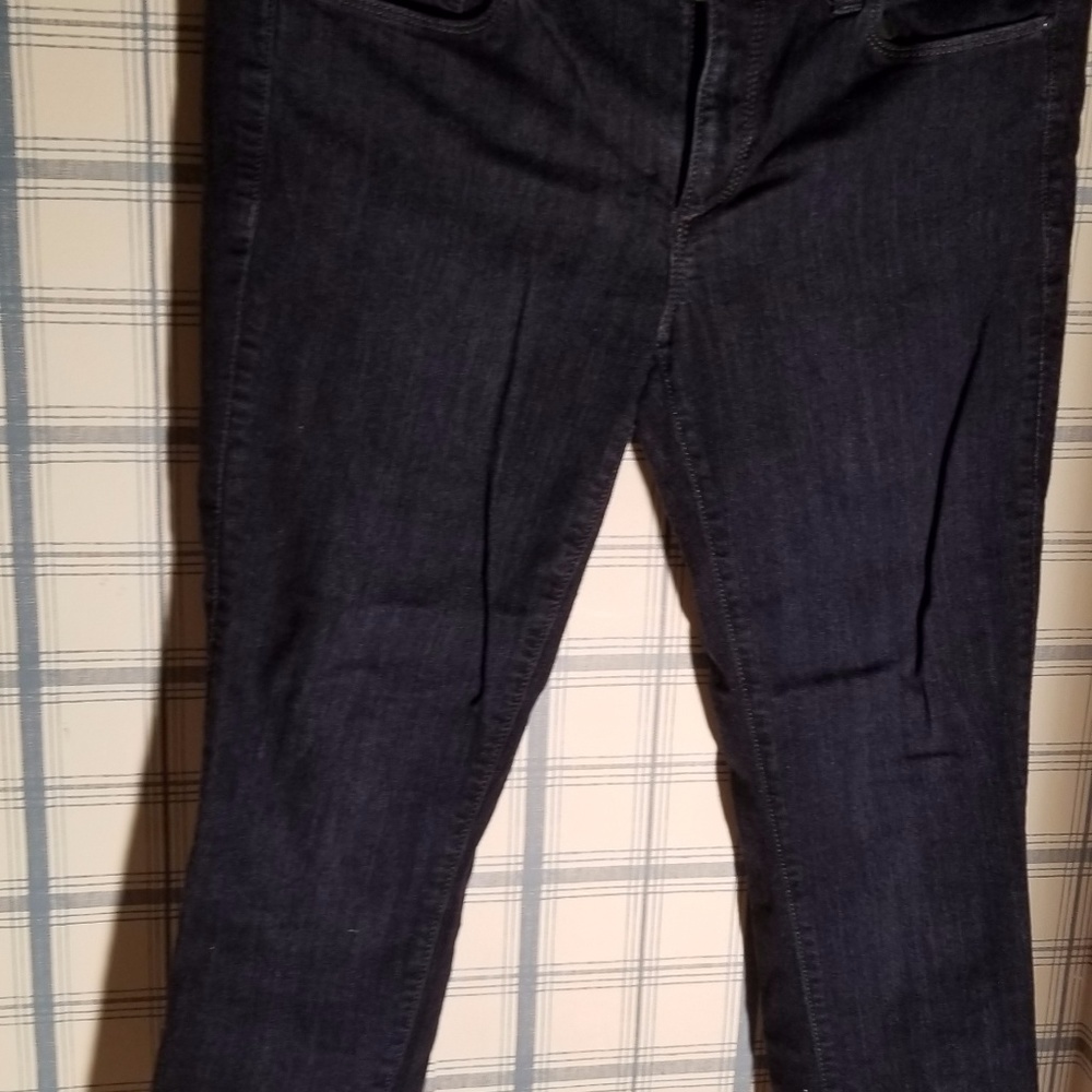 Ann Taylor - Picture 2 of 4